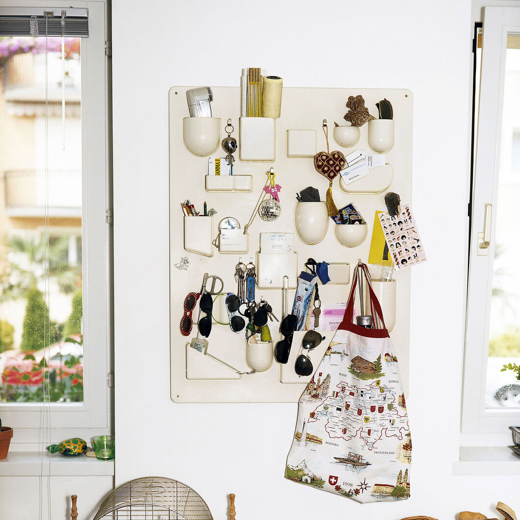 Uten.Silo II White Uten.Silo II Wall Shelf White Wall Mounted Rack *Reproduct